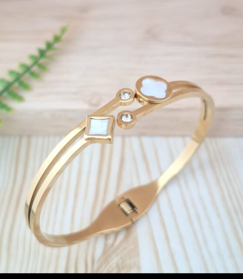 Anti Tarnish Gold Bracelet